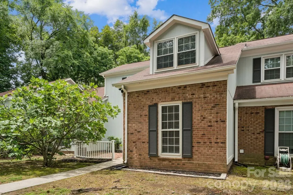 11128 Sevilla Court Charlotte NC 28226