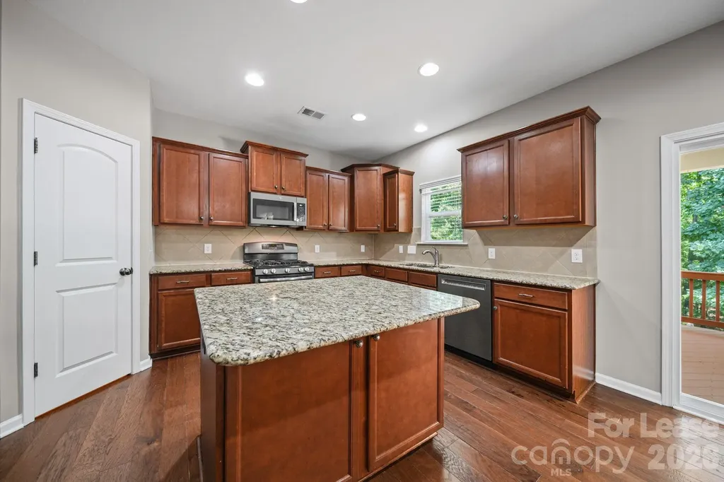 1912 Madeira Circle Waxhaw NC 28173