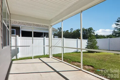 505 Fox Cove Road Hendersonville NC 28792
