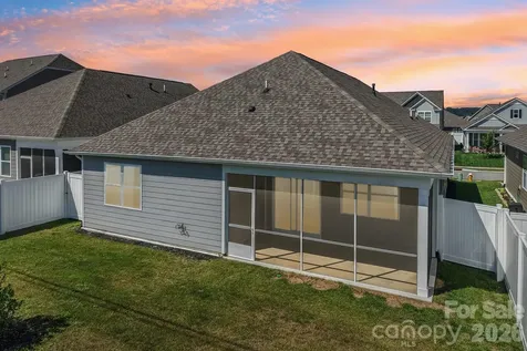 505 Fox Cove Road Hendersonville NC 28792