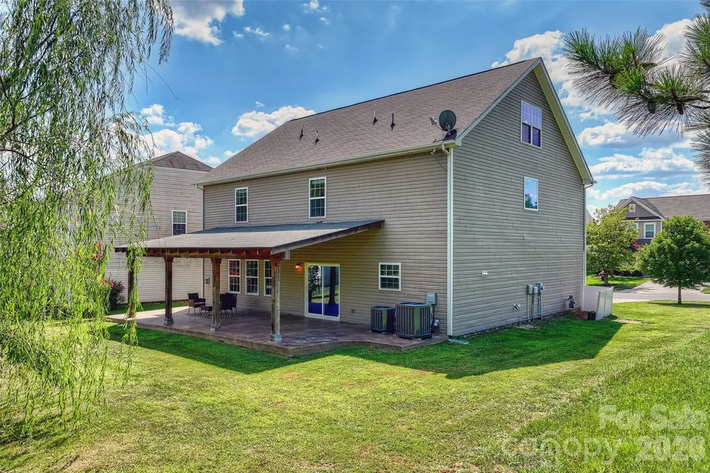 5011 Riverdale Drive Charlotte NC 28273