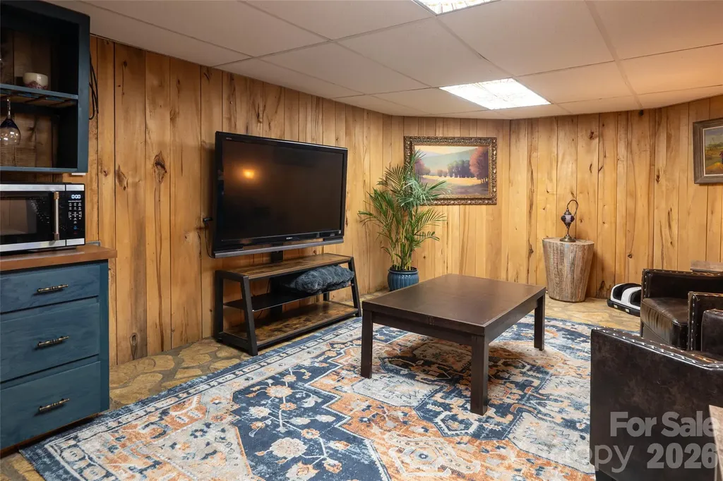411 W Union Street Morganton NC 28655