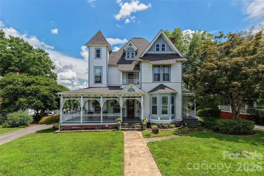 411 W Union Street Morganton NC 28655