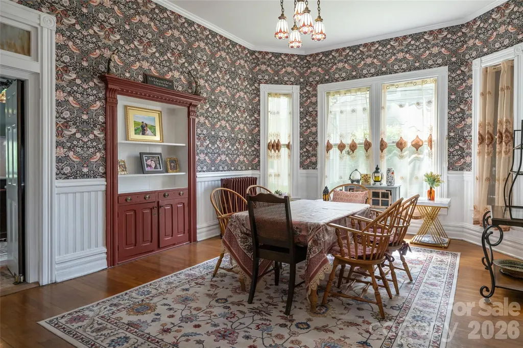 411 W Union Street Morganton NC 28655