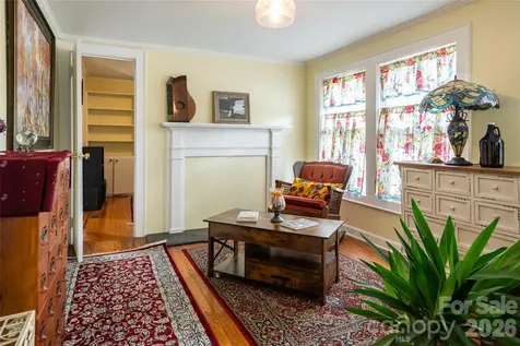 411 W Union Street Morganton NC 28655