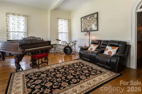 411 W Union Street Morganton NC 28655