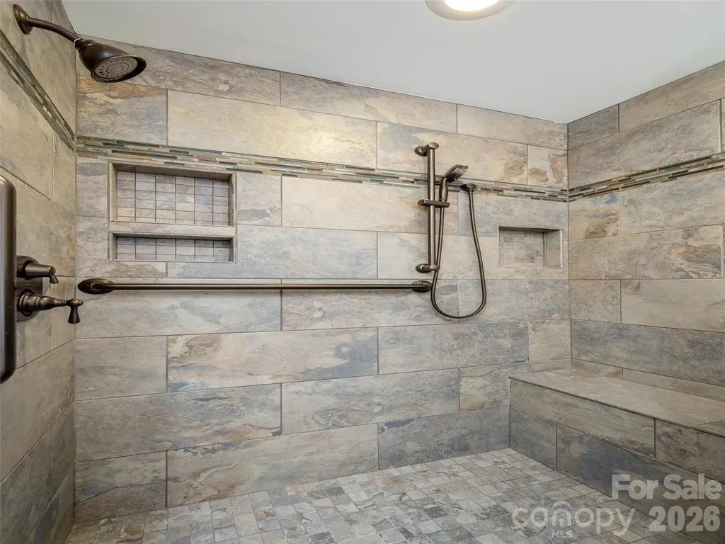 155 Crabapple Lane Asheville NC 28804