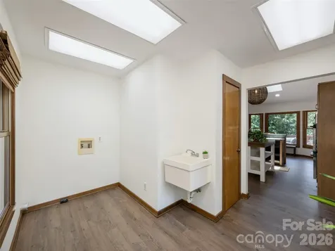 155 Crabapple Lane Asheville NC 28804