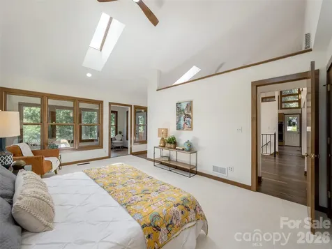 155 Crabapple Lane Asheville NC 28804