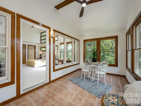 155 Crabapple Lane Asheville NC 28804