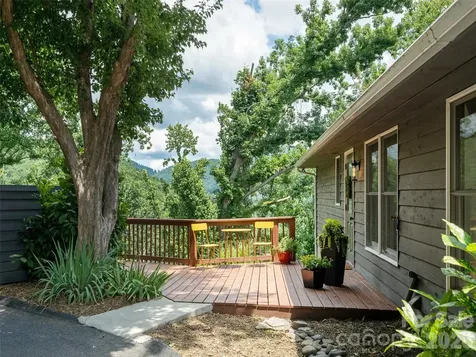 155 Crabapple Lane Asheville NC 28804