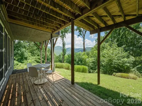 155 Crabapple Lane Asheville NC 28804