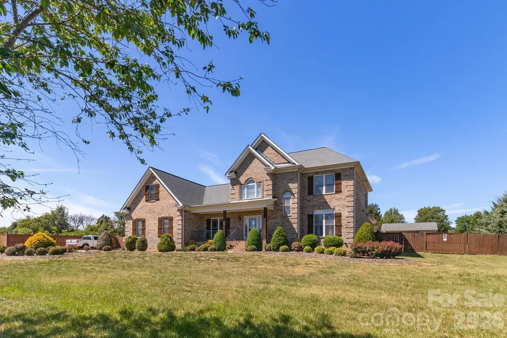 8204 Brotherstwo Road Colfax NC 27235