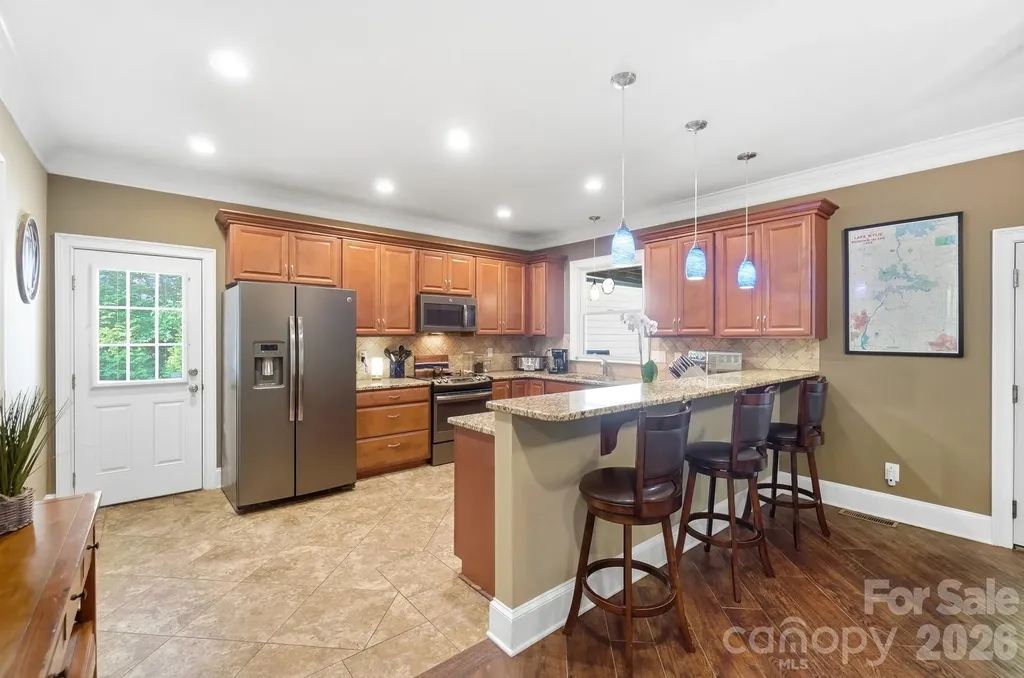 4739 Mountain Island Drive W Charlotte NC 28214
