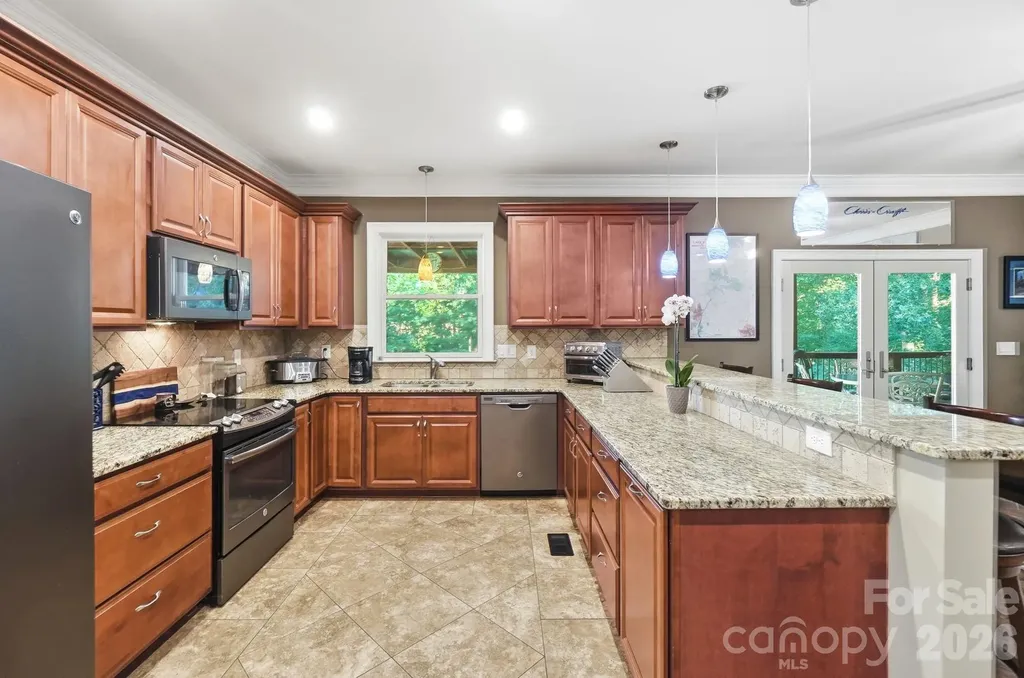 4739 Mountain Island Drive W Charlotte NC 28214