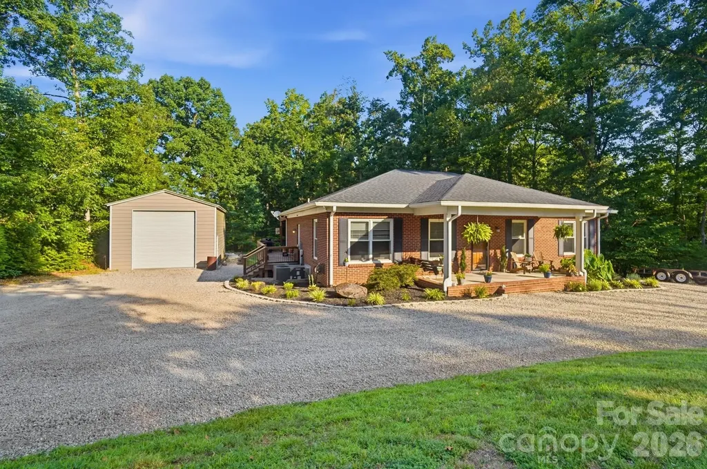 4739 Mountain Island Drive W Charlotte NC 28214