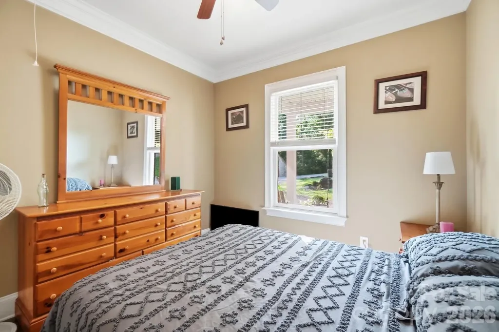 4739 Mountain Island Drive W Charlotte NC 28214