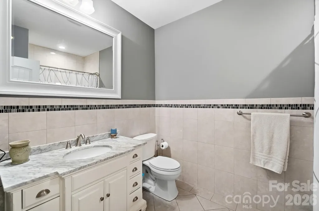 4739 Mountain Island Drive W Charlotte NC 28214