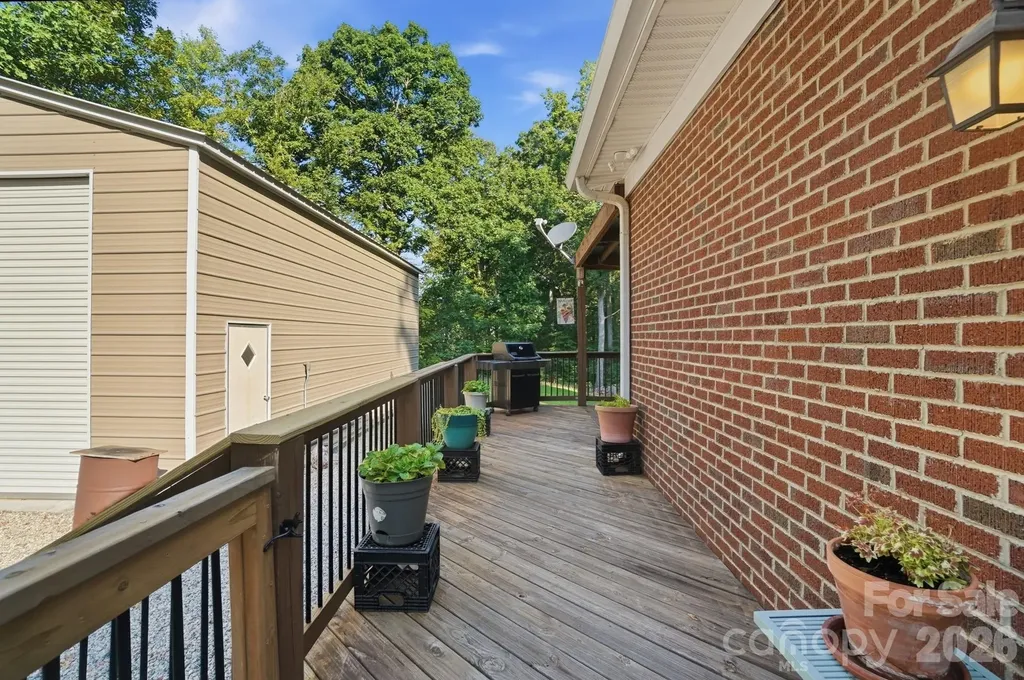 4739 Mountain Island Drive W Charlotte NC 28214