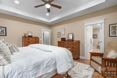 46 Slide Rock Way Fairview NC 28730