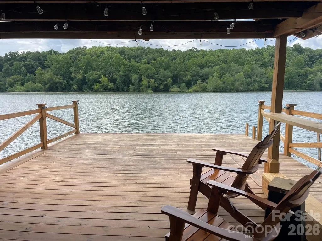 4852 Midway Sand Road Hickory NC 28601