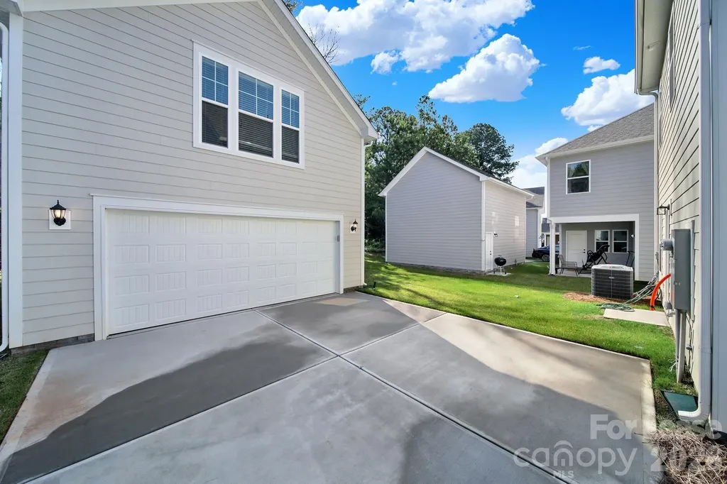 4017 Grommet Court Matthews NC 28105