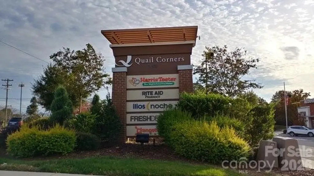 2536 Stradbrook Drive Charlotte NC 28210