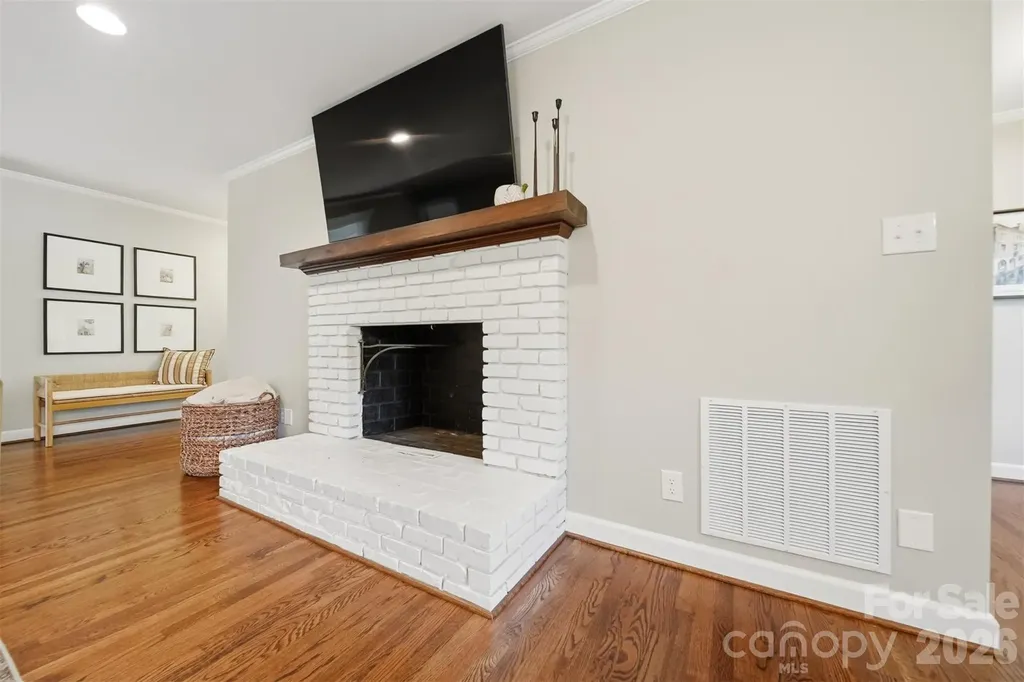 1240 10th Street Lane NW Hickory NC 28601
