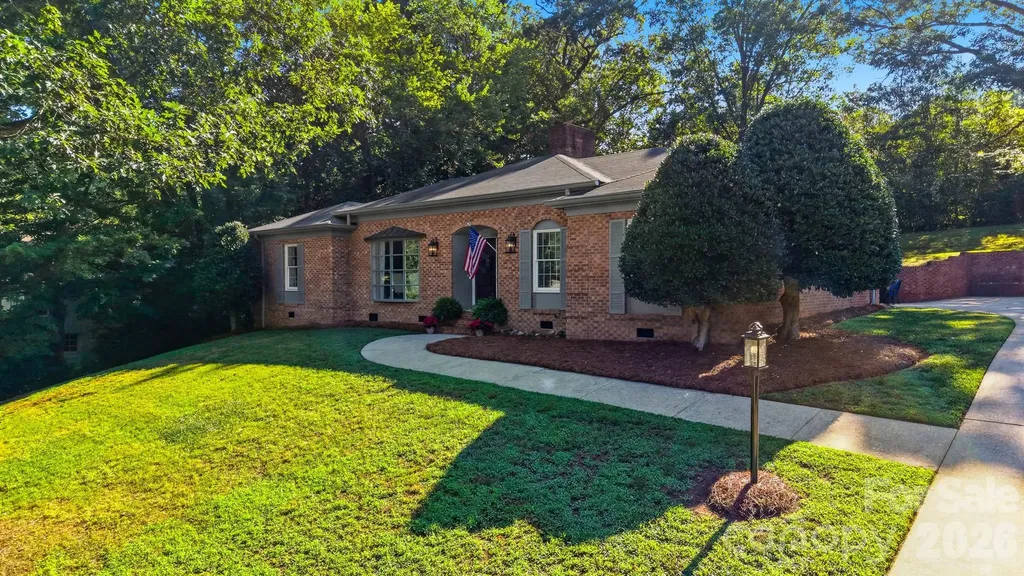 1240 10th Street Lane NW Hickory NC 28601