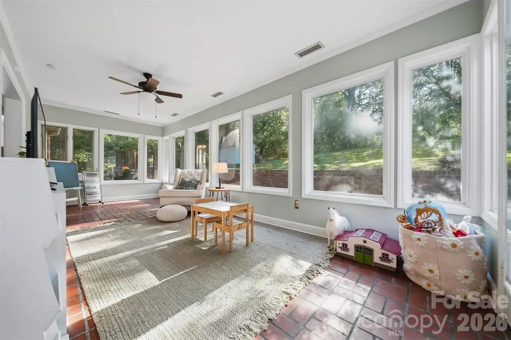 1240 10th Street Lane NW Hickory NC 28601