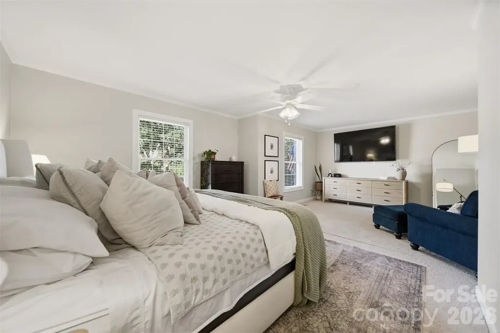 1240 10th Street Lane NW Hickory NC 28601