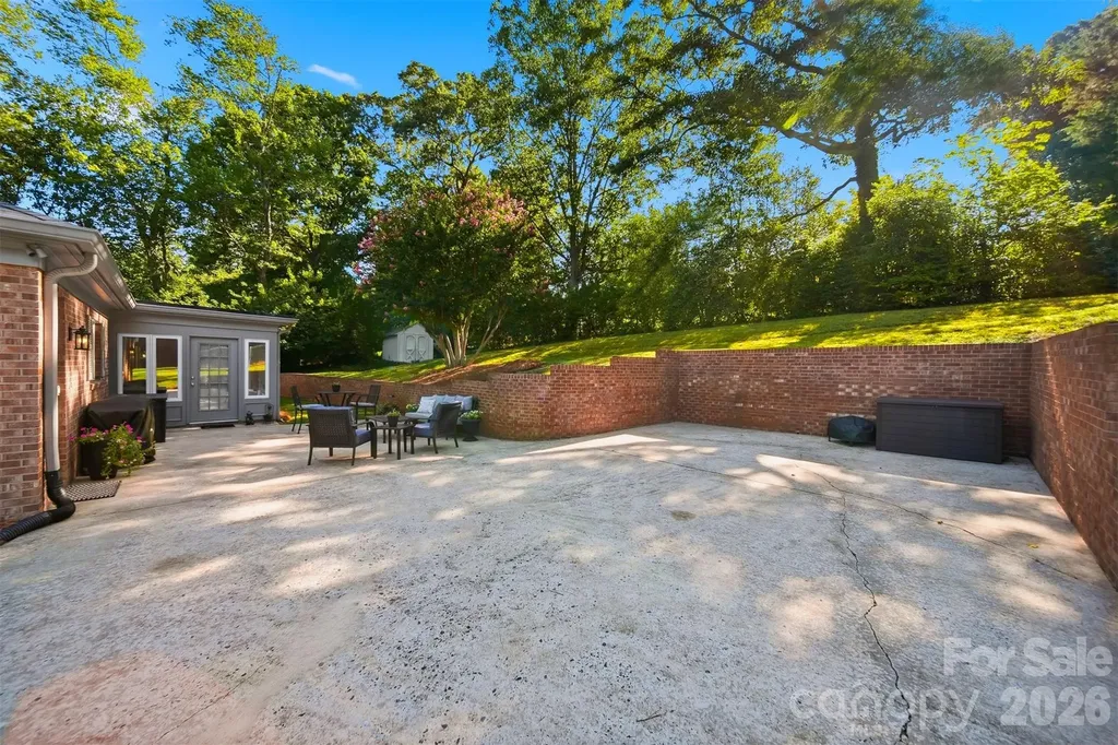 1240 10th Street Lane NW Hickory NC 28601