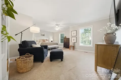 1240 10th Street Lane NW Hickory NC 28601