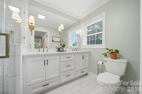 1240 10th Street Lane NW Hickory NC 28601