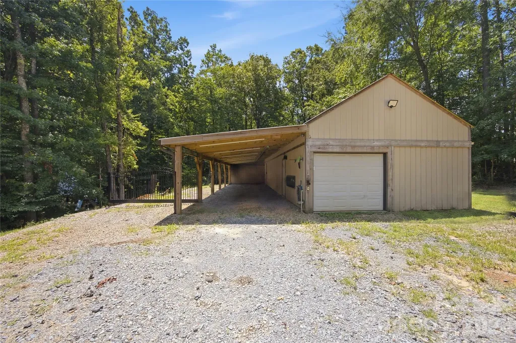 5814 Lakeway Trail S Waxhaw NC 28173