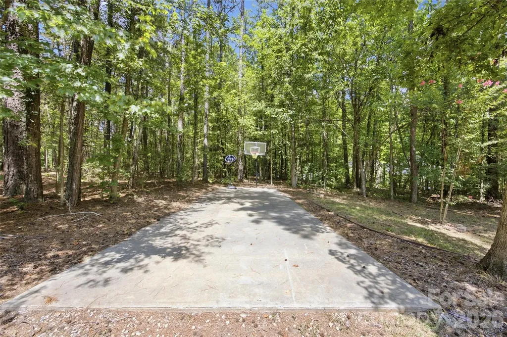 5814 Lakeway Trail S Waxhaw NC 28173