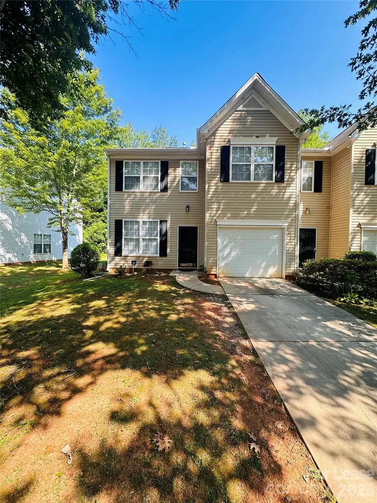 7629 Abigail Glen Drive Charlotte NC 28212