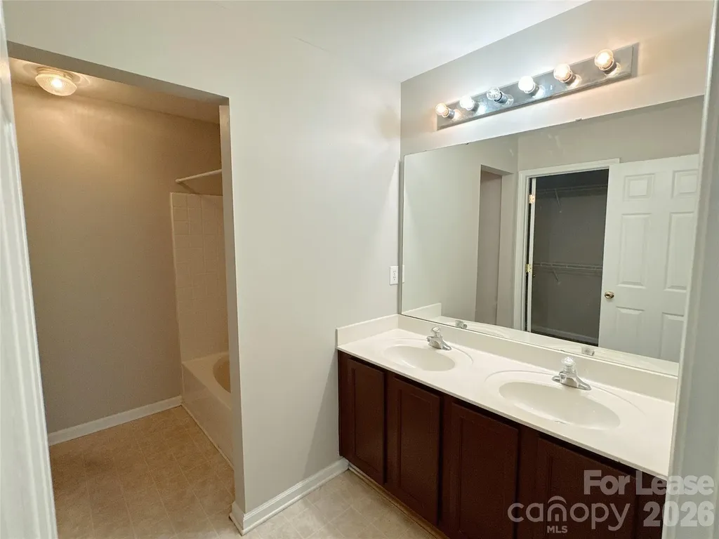 7629 Abigail Glen Drive Charlotte NC 28212