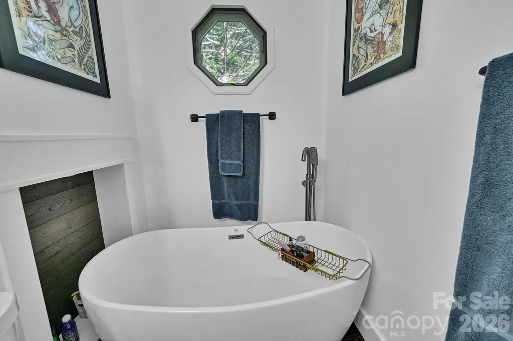 33 Souther Road Hendersonville NC 28732