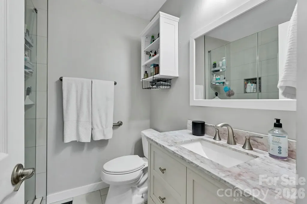 33 Souther Road Hendersonville NC 28732