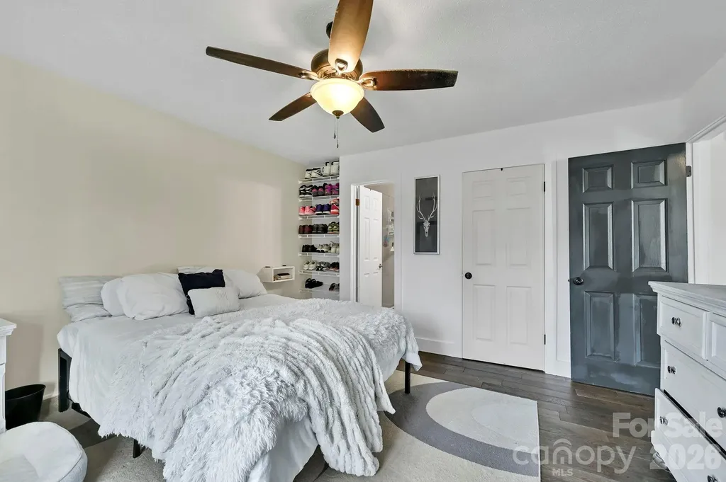 33 Souther Road Hendersonville NC 28732