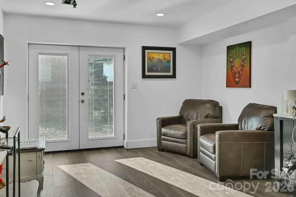 33 Souther Road Hendersonville NC 28732