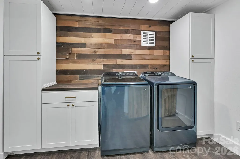 33 Souther Road Hendersonville NC 28732