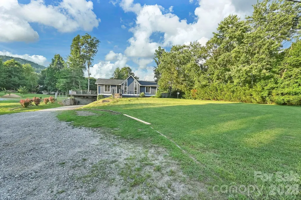 33 Souther Road Hendersonville NC 28732
