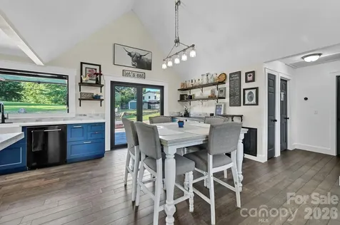 33 Souther Road Hendersonville NC 28732