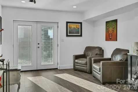 33 Souther Road Hendersonville NC 28732