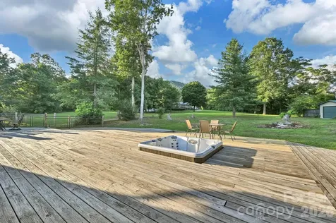 33 Souther Road Hendersonville NC 28732