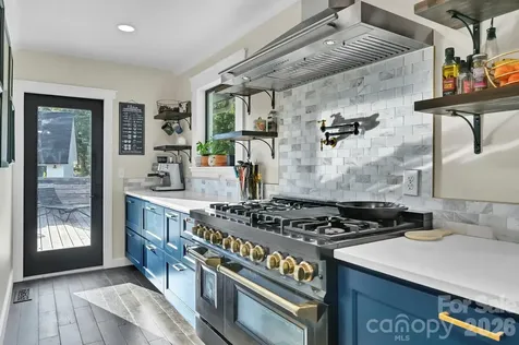 33 Souther Road Hendersonville NC 28732