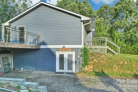 33 Souther Road Hendersonville NC 28732