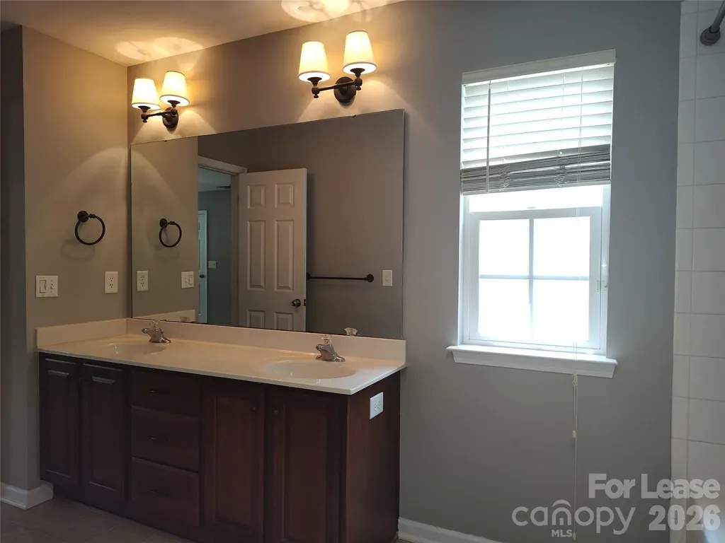 16121 Long Talon Way Charlotte NC 28278